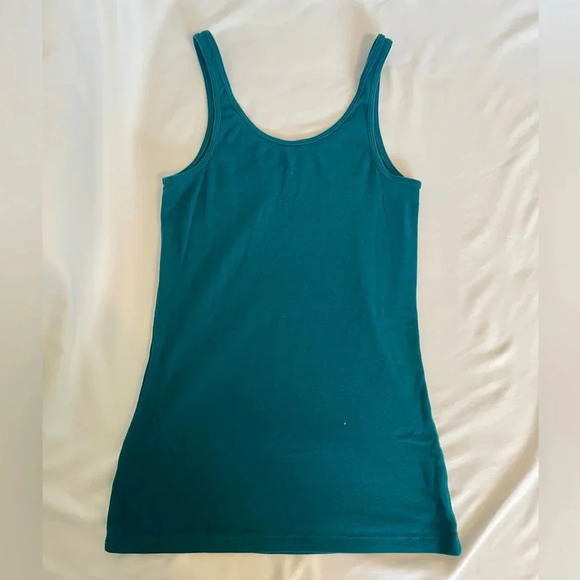 5 Old Navy Tank Tops - Picture 15 of 16